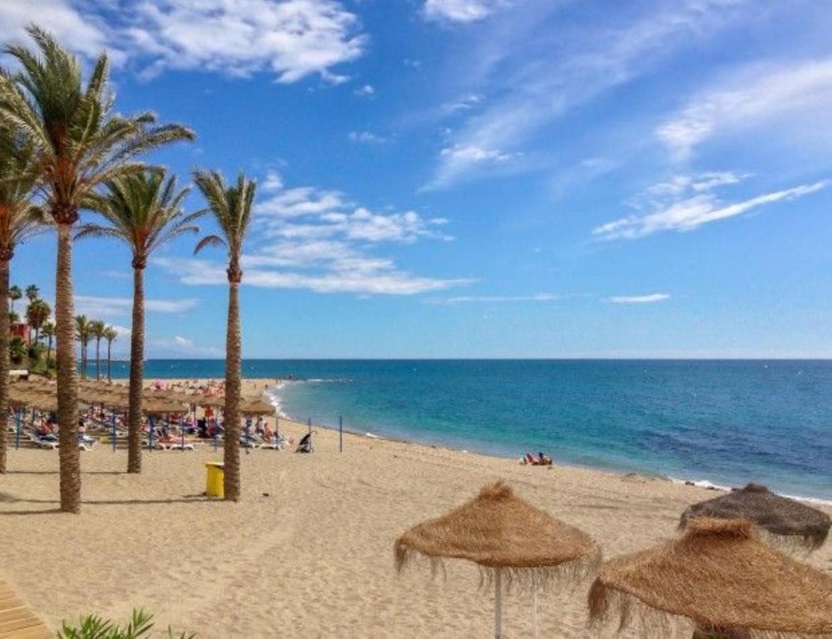 Precioso Estudio Frente Al Mar Con Piscina Benalmadena Exterior photo